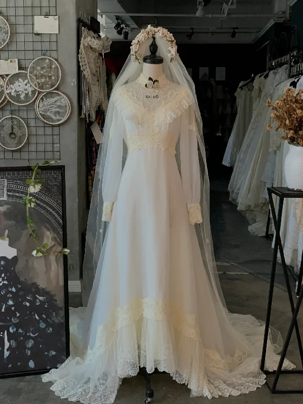 Vintage Chiffon Long Sleeves Wedding Dress Beaded Wedding Gown