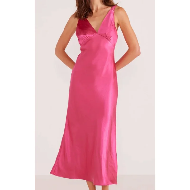 Dress Mariana Bias Midi - Pink Smocked midi dresses